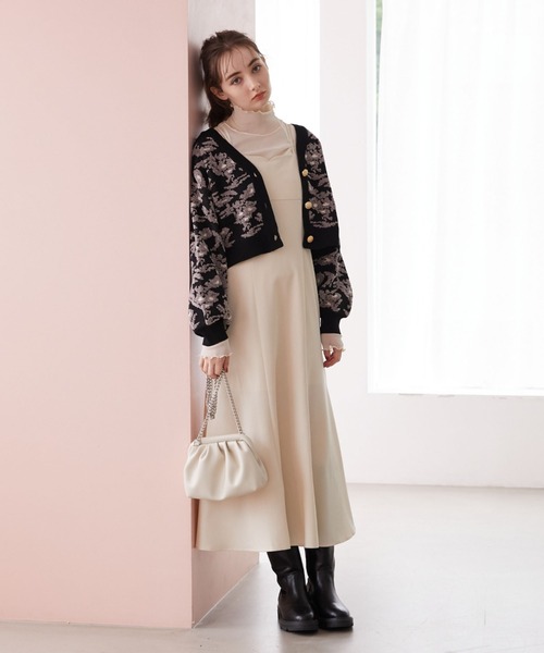 archives(アルシーヴ)の「フラワーJQ ニットカーディガン(カーディガン/ボレロ・レディース・アイボリー/ブラック/ブラウン・MEDIUM)」の17枚目の写真