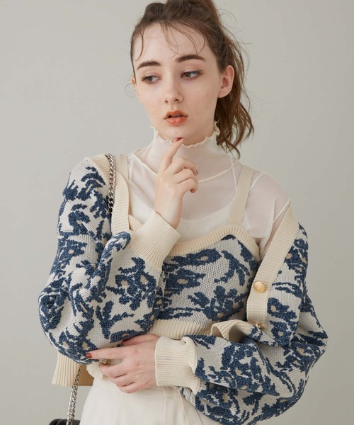 archives(アルシーヴ)の「フラワーJQ ニットカーディガン(カーディガン/ボレロ・レディース・アイボリー/ブラック/ブラウン・MEDIUM)」の4枚目の写真