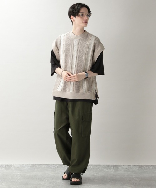 RAGEBLUE(レイジブルー)の「レトロジャガードニットベスト(ベスト・メンズ・ホワイト/ブルー/イエロー/ブラック・MEDIUM/LARGE)」の16枚目の写真