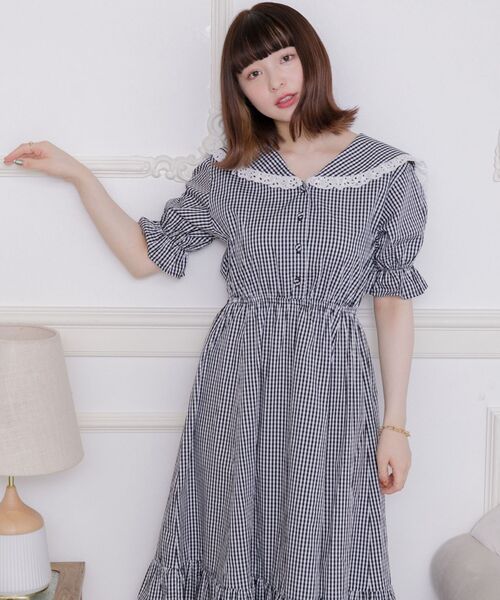 セーラーカラー✭ミニ丈ワンピース★デート女子会お出かけ用 Chico ワンピース 「SALON by Chico」ビックセーラーカラーミニ