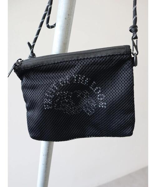 AMERICAN HOLIC（アメリカンホリック）の「【FRUIT OF THE LOOM】2WAYメッシュサコッシュ（ショルダーバッグ・レディース・ブラック/ベージュ/ネイビー/ピンク/オレンジ/ミント・FREE）」の22枚目の写真