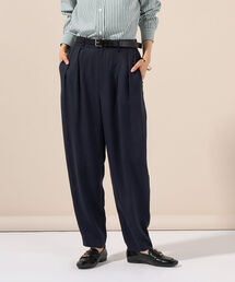 リヨセルツイルチノ風テーパードパンツ