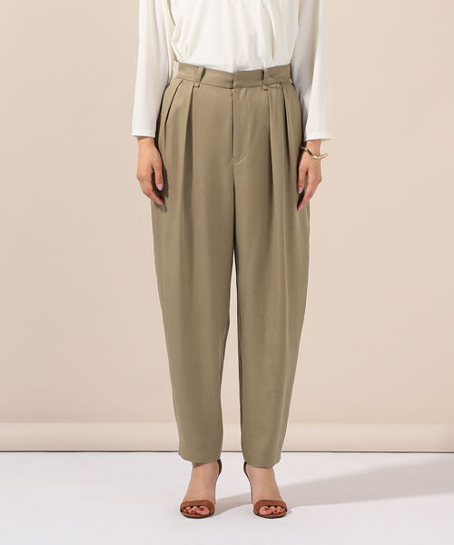 NOLLEY’S(ノーリーズ)の「リヨセルツイルチノ風テーパードパンツ(その他パンツ・レディース・ベージュ/ネイビー・40/38/36)」の11枚目の写真