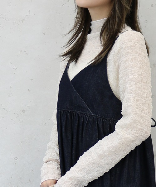Per sist ence(パーシエンス)の「シアークラッシュジョーゼットハイネックプルオーバー(Tシャツ/カットソー・レディース・パープル/ピンク/ブラック/アイボリー・FREE)」の16枚目の写真