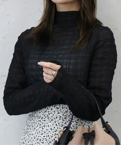 Per sist ence(パーシエンス)の「シアークラッシュジョーゼットハイネックプルオーバー(Tシャツ/カットソー・レディース・パープル/ピンク/ブラック/アイボリー・FREE)」の12枚目の写真