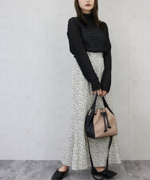 Per sist ence(パーシエンス)の「シアークラッシュジョーゼットハイネックプルオーバー(Tシャツ/カットソー・レディース・パープル/ピンク/ブラック/アイボリー・FREE)」の7枚目の写真