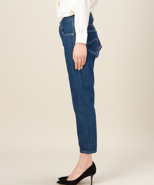 Lee（リー）の「BYBC LEE アンクルテーパードデニムパンツ◆（デニムパンツ・レディース・ネイビー・MEDIUM/SMALL）」の2枚目の写真
