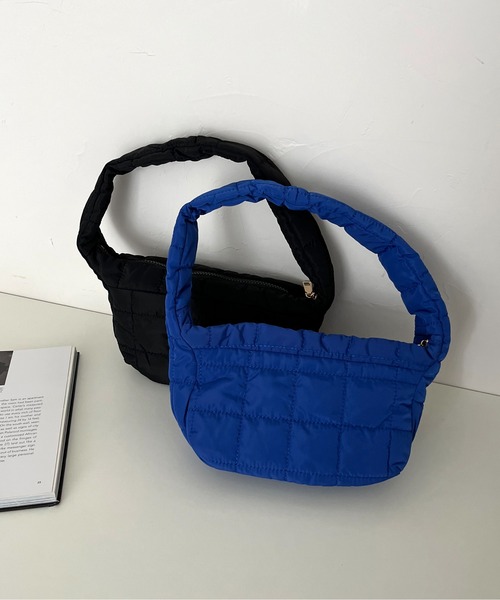 prose verse（プロズヴェール）の「キルティングナイロンショルダー（ハンドバッグ・レディース・オフホワイト/ブラック/グリーン/ブルー・ﾌﾘ-）」の4枚目の写真