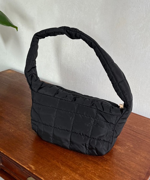 prose verse（プロズヴェール）の「キルティングナイロンショルダー（ハンドバッグ・レディース・オフホワイト/ブラック/グリーン/ブルー・ﾌﾘ-）」の11枚目の写真