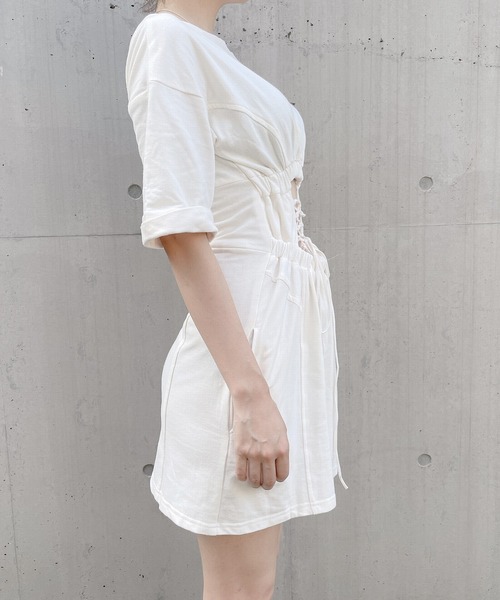 lilLilly（リルリリー）の「2wayレースアップワンピース（ワンピース・レディース・ホワイト/レッド/ブルー/ブラック・FREE）」の7枚目の写真