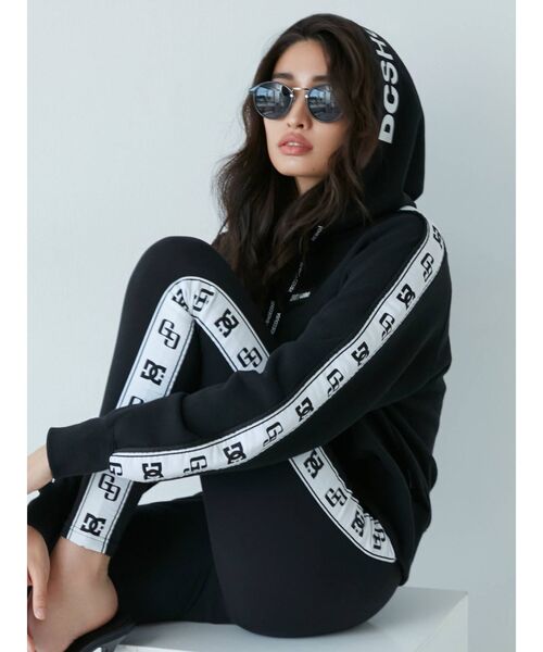 GYDA（ジェイダ）の「【WEB限定】GYDA×DC GG STAR LOGOラインレギンス（その他パンツ・レディース・ブラック・SMALL）」の4枚目の写真