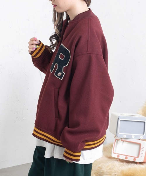 PairPair(ペアペア)の「ワッペン付きオーバーサイズスタジャン(ブルゾン・レディース・ボルドー/ベージュ・LARGE/MEDIUM)」の16枚目の写真