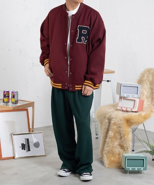 PairPair(ペアペア)の「ワッペン付きオーバーサイズスタジャン(ブルゾン・レディース・ボルドー/ベージュ・LARGE/MEDIUM)」の22枚目の写真