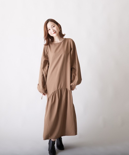 PAPAVER(パパヴェル)の「【papaver】袖ドロストOP(シャツ/ブラウス・レディース・スミクロ/モカ・MEDIUM)」の2枚目の写真