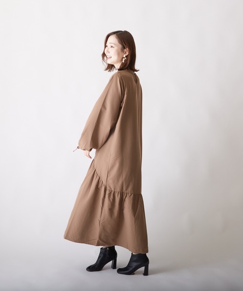 PAPAVER(パパヴェル)の「【papaver】袖ドロストOP(シャツ/ブラウス・レディース・スミクロ/モカ・MEDIUM)」の4枚目の写真