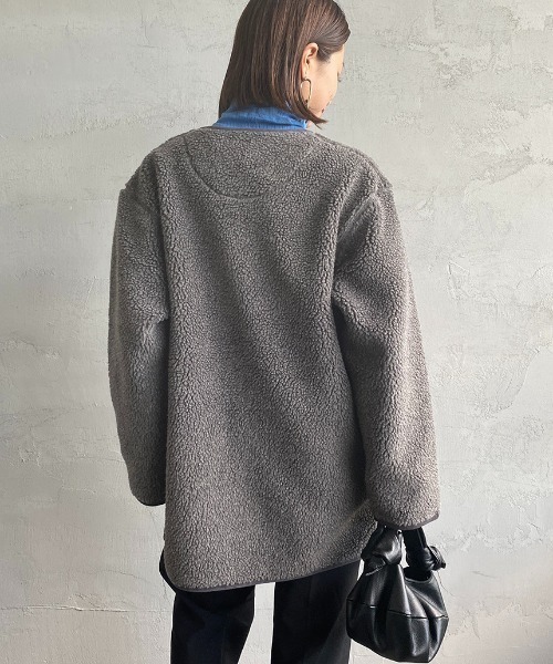 Vincent et Mireille（バンソンエミレイユ）の「[Vincent et Mireille/ヴァンソン エ ミレイユ] ボアフリース ミドル丈カーディガン（ブルゾン・レディース・アイボリー/チャコール・36）」の13枚目の写真