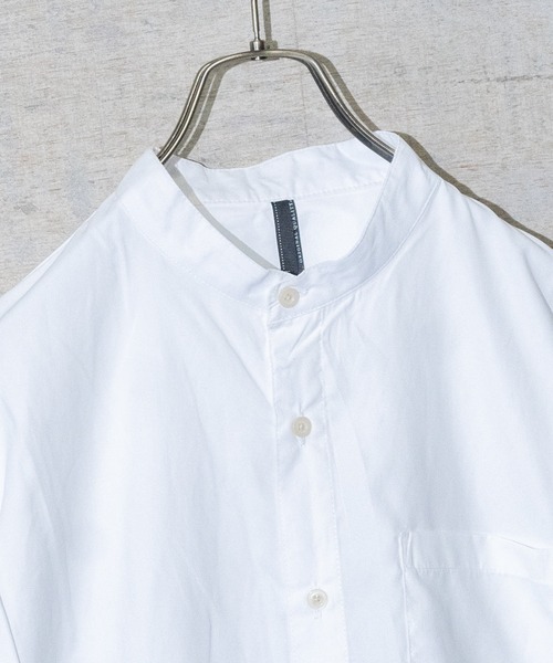 JOHN'S CLOSET(ジョンズクローゼット)の「【i】ポリピーチバンドカラーロングシャツ(シャツ/ブラウス・メンズ・サックスブルー/グレイッシュベージュ/チャコールグレー/ブラック/ホワイト・LARGE/MEDIUM)」の6枚目の写真