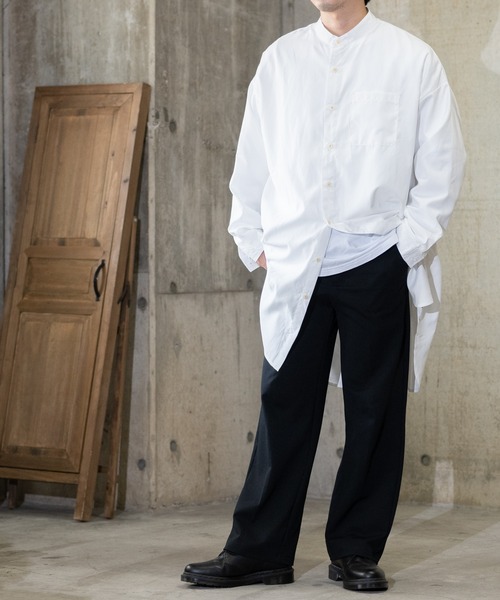 JOHN'S CLOSET(ジョンズクローゼット)の「【i】ポリピーチバンドカラーロングシャツ(シャツ/ブラウス・メンズ・サックスブルー/グレイッシュベージュ/チャコールグレー/ブラック/ホワイト・LARGE/MEDIUM)」の17枚目の写真