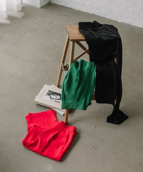 Flugge(フラッジー)の「color easy PT/カラーイージーパンツ(スラックス・レディース・レッド/グリーン/ブラック・SMALL/MEDIUM)」の15枚目の写真