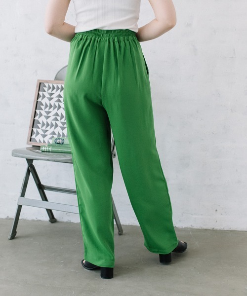 Flugge(フラッジー)の「color easy PT/カラーイージーパンツ(スラックス・レディース・レッド/グリーン/ブラック・SMALL/MEDIUM)」の17枚目の写真