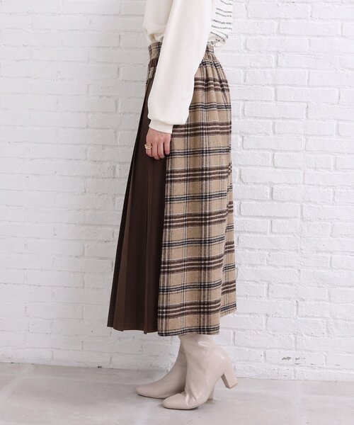 SHOO・LA・RUE(シューラルー)の「◆チェック×プリーツスカート(スカート・レディース・ベージュ系その他2/ブラック系1/ネイビー系1・00)」の16枚目の写真