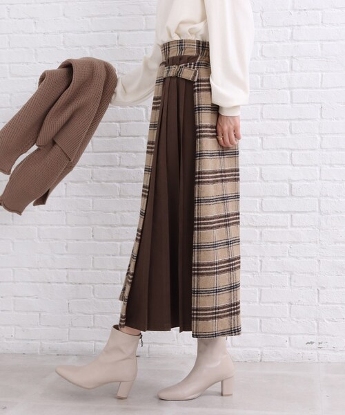 SHOO・LA・RUE(シューラルー)の「◆チェック×プリーツスカート(スカート・レディース・ベージュ系その他2/ブラック系1/ネイビー系1・00)」の9枚目の写真