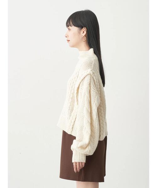 earth music&ecology（アースミュージックアンドエコロジー）の「立体ケーブルニットプルオーバー（ニット/セーター・レディース・アイボリー/マスタード/ネイビー・FREE）」の6枚目の写真