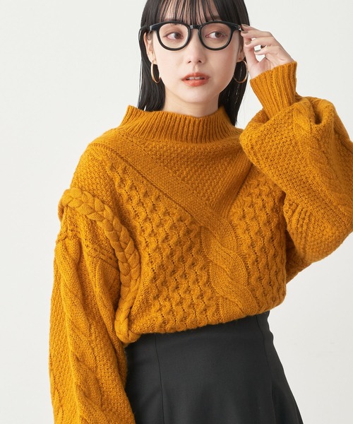 earth music&ecology（アースミュージックアンドエコロジー）の「立体ケーブルニットプルオーバー（ニット/セーター・レディース・アイボリー/マスタード/ネイビー・FREE）」の3枚目の写真