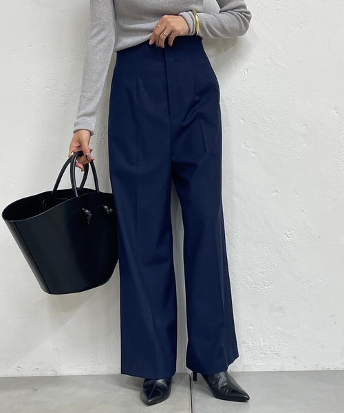 LOUNGEDRESSネイビー ハイウエストワイドパンツラウンジドレス LOUNGEDRESS（ラウンジドレス）の「ハイウエストワイドパンツ