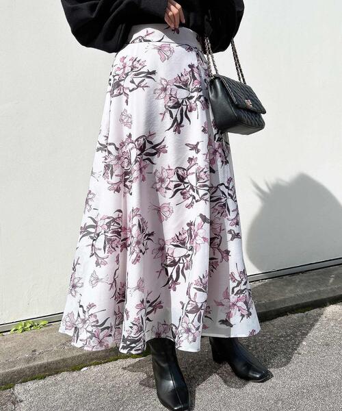 INGNI(イング)の「花柄オーガンジーフレアスカート(スカート・レディース・ホワイト×ピンク/ホワイト×グレー・FREE)」の2枚目の写真