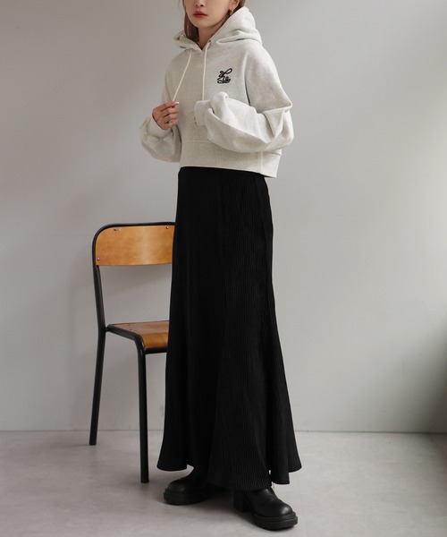 one after another NICE CLAUP（ワンアフターアナザーナイスクラップ）の「ラインに一目惚れ。スリットマーメイドカットスカート（スカート・レディース・ブラック/グレー/オフホワイト/ピンク・FREE）」の16枚目の写真