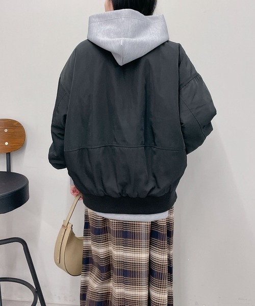 un dix cors（アンディコール）の「中綿MA-1（ブルゾン・レディース・ブラック/オフホワイト・FREE）」の7枚目の写真