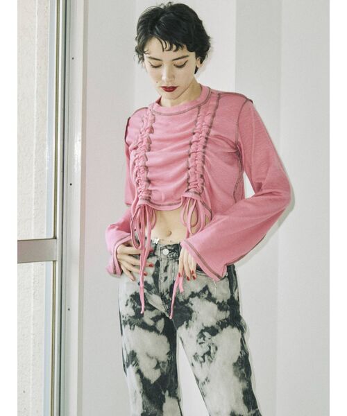 jouetie（ジュエティ）の「フレアスリーブギャザーテレコトップス【ショート丈】（Tシャツ/カットソー・レディース・ブラック/ピンク/ブルー/グリーン・MEDIUM）」の4枚目の写真