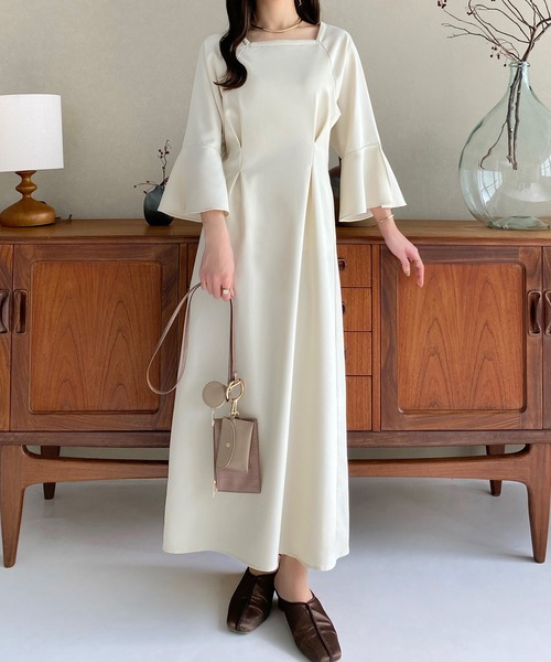 [I AM MARI]ディオニースクエアネックパフガードワンピース ≪通常販売≫bicolor classical dot onepiece（バイカラー