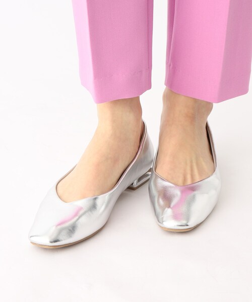 OPAQUE.CLIP(オペークドットクリップ)の「◆デザインヒールフラットパンプス【抗菌防臭加工】(その他シューズ・レディース・オフホワイト/シルバー/ブラック・03/02/01)」の16枚目の写真