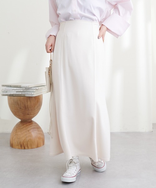 natural couture（ナチュラルクチュール）の「WEB限定サイズ有り/ストレッチカラーマーメイドスカート（スカート・レディース・アイボリー/ラベンダー/カーキ/ブラック・MEDIUM/LARGE）」の7枚目の写真