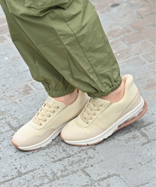 CEDAR CREST（セダークレスト ）の「【CEDAR CREST】スパットシューズ（エア入りソールタイプ）防水 手を使わずに履ける（スニーカー・レディース・ブラック/グレー/ベージュ・23.0cm/24.0cm/23.5cm/24.5cm/22.5cm）」の3枚目の写真