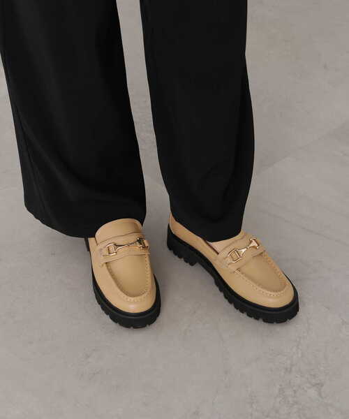 N.（N. Natural Beauty Basic）（エヌエヌナチュラルビューティーベーシック）の「ビット付ローファー（パンプス・レディース・ベージュ/ブラック・23.5cm/24.5cm/22.5cm）」の16枚目の写真