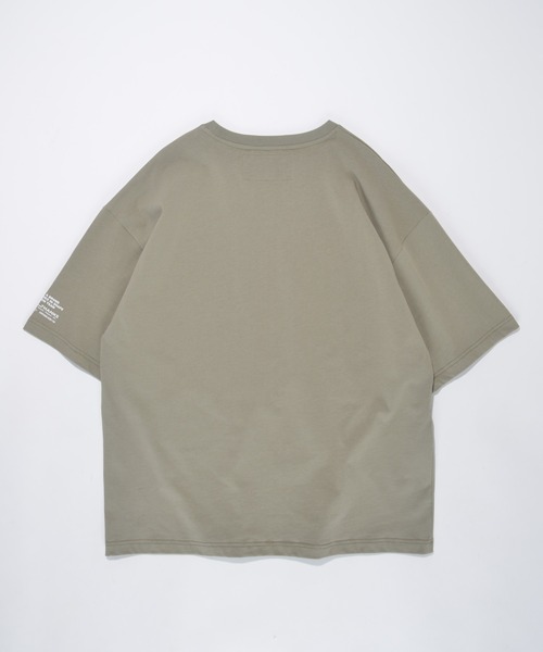 SUPERTHANKS（スーパーサンクス）の「ロゴプリント ワンプリント シンプルTシャツ(ユニセックス)LOGO FRONT PRINT T-SHIRT（Tシャツ/カットソー・メンズ・サーモンピンク/ブラック/オリーブ/ホワイト・L/S/M）」の21枚目の写真