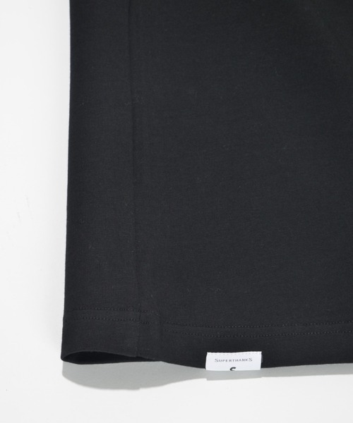 SUPERTHANKS（スーパーサンクス）の「ロゴプリント ワンプリント シンプルTシャツ(ユニセックス)LOGO FRONT PRINT T-SHIRT（Tシャツ/カットソー・メンズ・サーモンピンク/ブラック/オリーブ/ホワイト・L/S/M）」の5枚目の写真