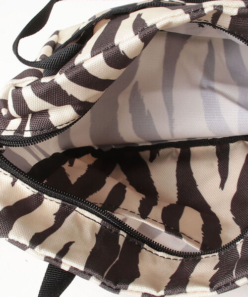 Drifter（ドリフター）の「【Drifter/ドリフター】SQUARE MINI BAG　スクエアミニバッグ（ショルダーバッグ・レディース・ホワイト系その他4/ブラック系その他3/ブラック・FREE）」の6枚目の写真