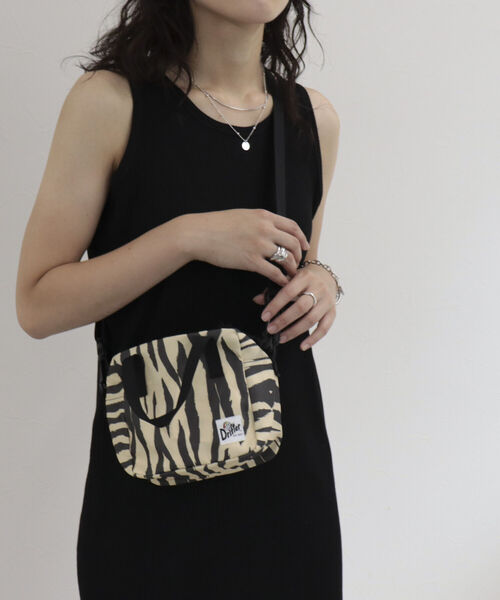 Drifter（ドリフター）の「【Drifter/ドリフター】SQUARE MINI BAG　スクエアミニバッグ（ショルダーバッグ・レディース・ホワイト系その他4/ブラック系その他3/ブラック・FREE）」の11枚目の写真