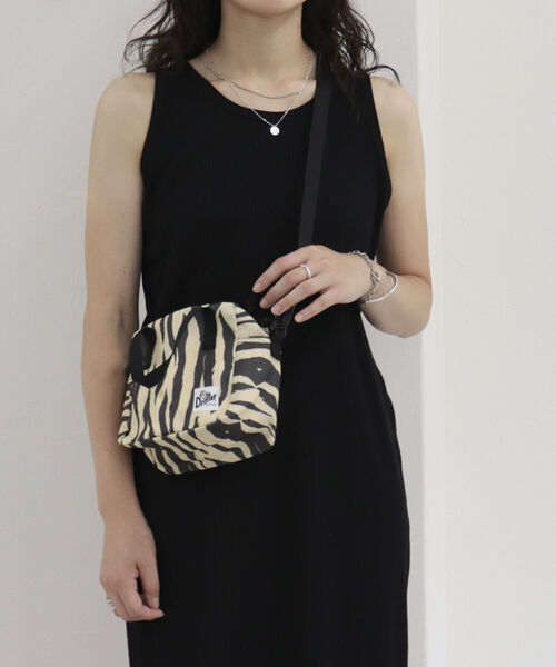 Drifter（ドリフター）の「【Drifter/ドリフター】SQUARE MINI BAG　スクエアミニバッグ（ショルダーバッグ・レディース・ホワイト系その他4/ブラック系その他3/ブラック・FREE）」の12枚目の写真