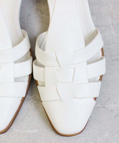 PANIER（パニエ）の「PANIER /PA2310-505/ グルカサンダル（サンダル・レディース・ブラック/ホワイト・37/39/38/36）」の21枚目の写真