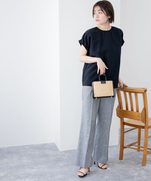 NOLLEY’S(ノーリーズ)の「◇【WEB限定】タフタ袖タックブラウス(シャツ/ブラウス・レディース・ラベンダー/オフホワイト/ブラック・FREE)」の5枚目の写真