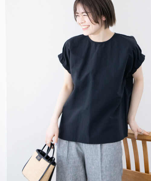 NOLLEY’S(ノーリーズ)の「◇【WEB限定】タフタ袖タックブラウス(シャツ/ブラウス・レディース・ラベンダー/オフホワイト/ブラック・FREE)」の7枚目の写真