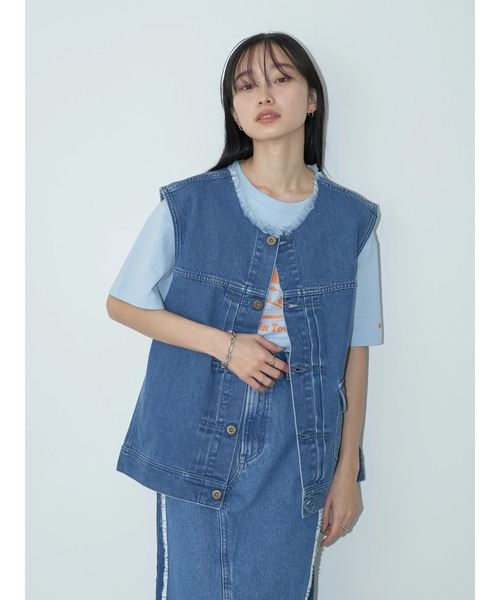 Lee（リー）の「Lee×e.m.a.e DENIM VEST（ベスト・レディース・インディゴブルー・FREE）」の5枚目の写真