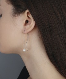 CEMONEMO（セモネモ）の「【金属アレルギー対応】 ウェーブメタル パール ロングピアス / silver925（ピアス（両耳用））」