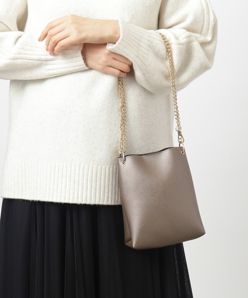 grove（グローブ）の「◆リングチェーンミニショルダー（ショルダーバッグ・レディース・ライトグレー/ブラック/アイボリー/黄緑系/シルバー系その他/スミクロ・00）」の6枚目の写真