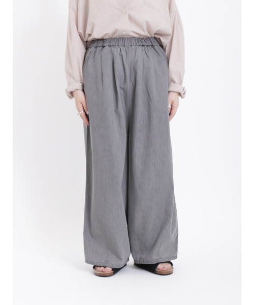 Samansa Mos2(サマンサ モスモス)の「インドデニムイージーパンツ(デニムパンツ・レディース・グレー/ブルー/サックスブルー・フリ-)」の5枚目の写真